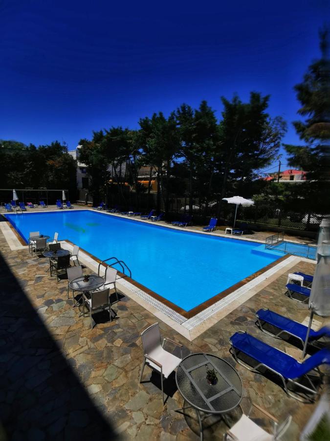 Corfu Hellinis מלון 3*