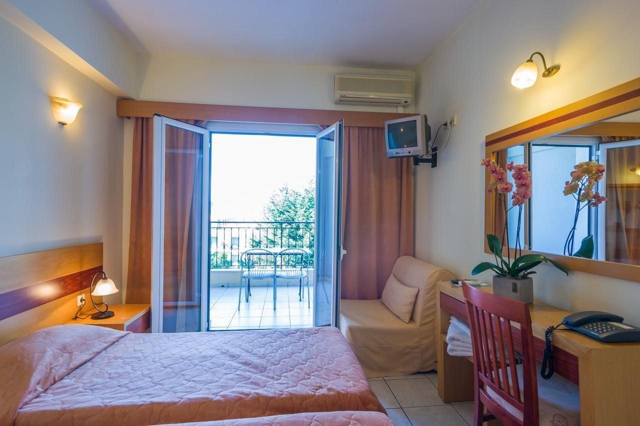 Corfu Hellinis 3* קאנוני