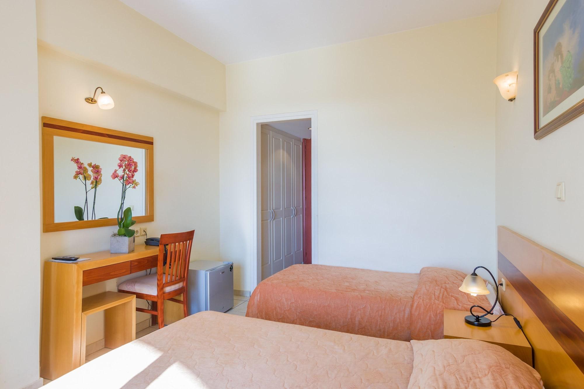 Отель Corfu Hellinis 3*