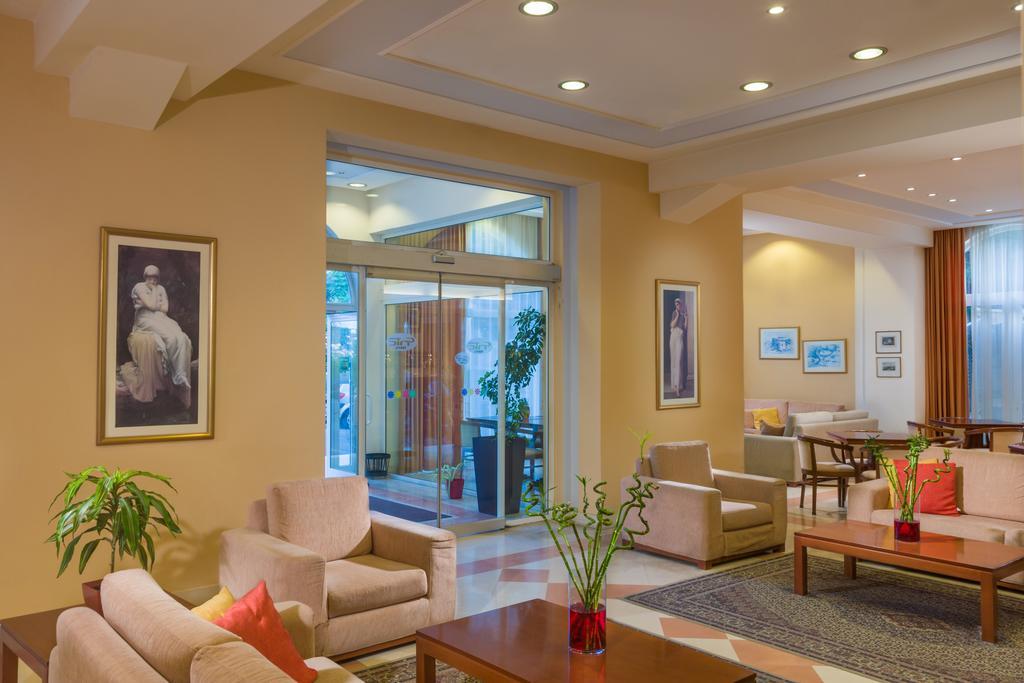 Отель Corfu Hellinis 3*